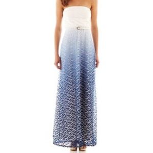 Beautiful white-blue lace ombré belt maxi size 10